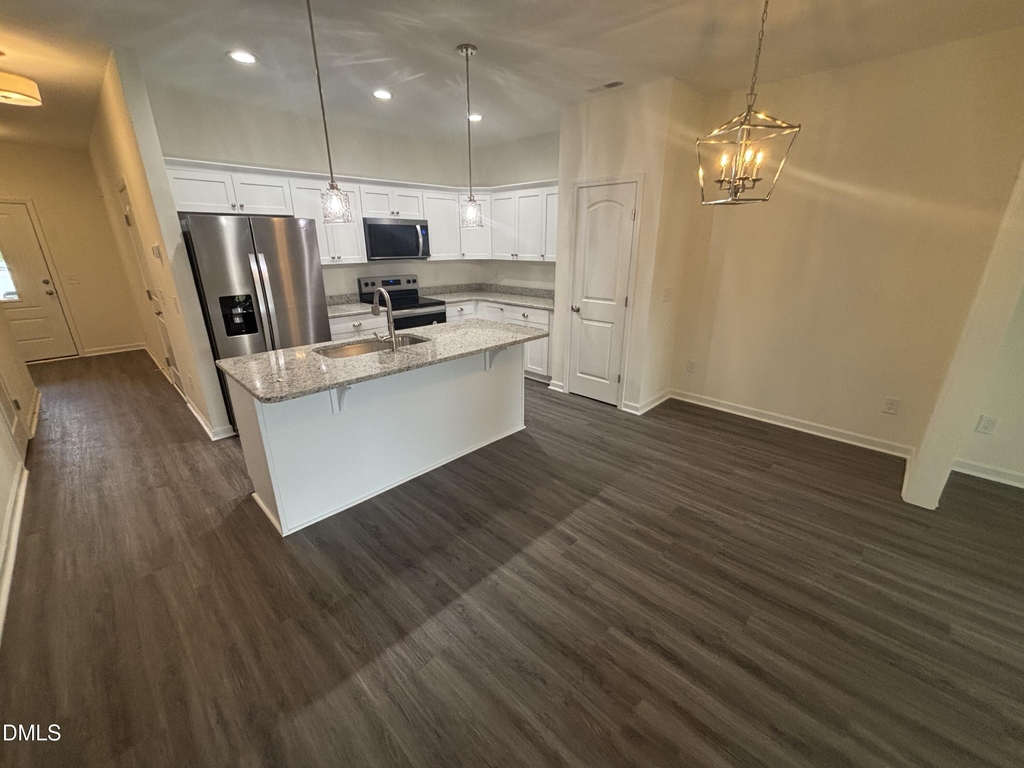 608 S Blackmon Street - Photo 3
