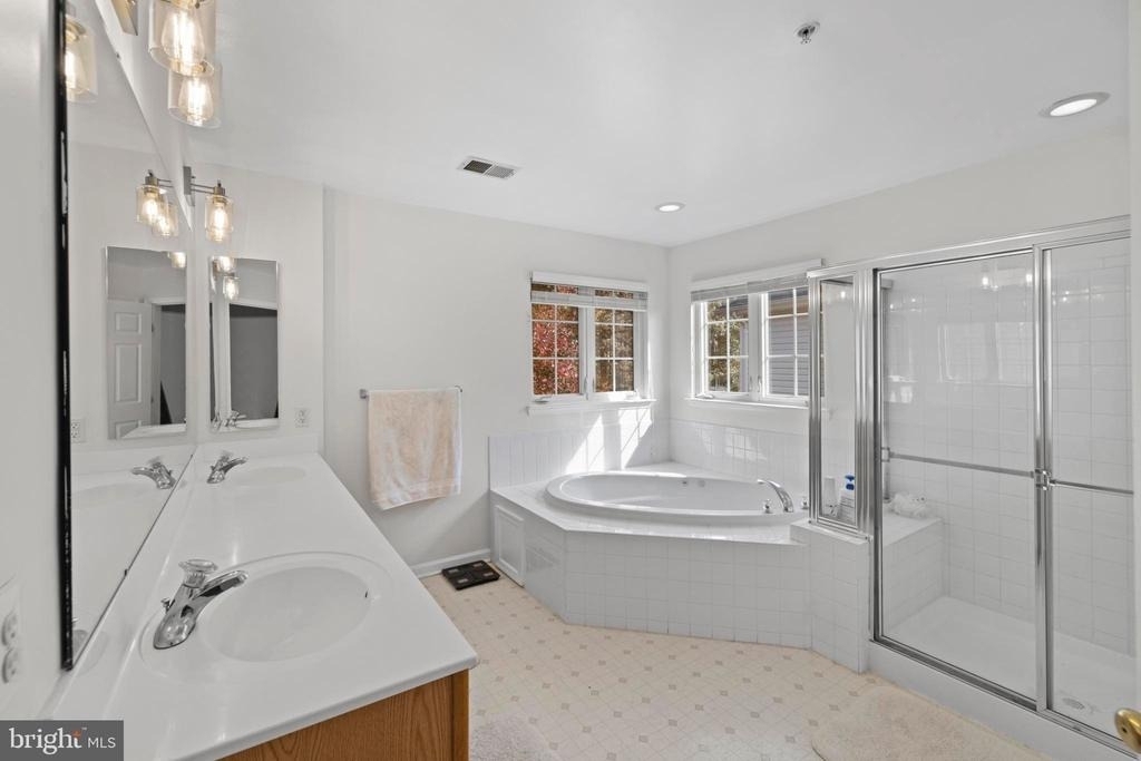 8008 Dorado Terrace - Photo 33