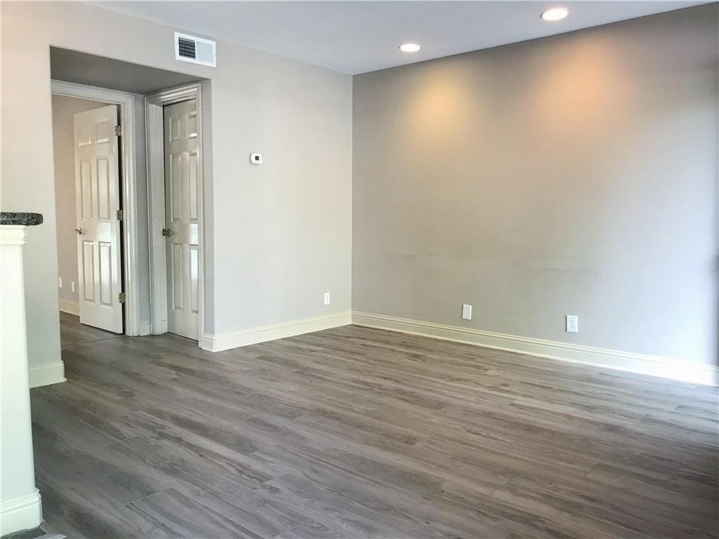 500 E Riverside Dr - Photo 6