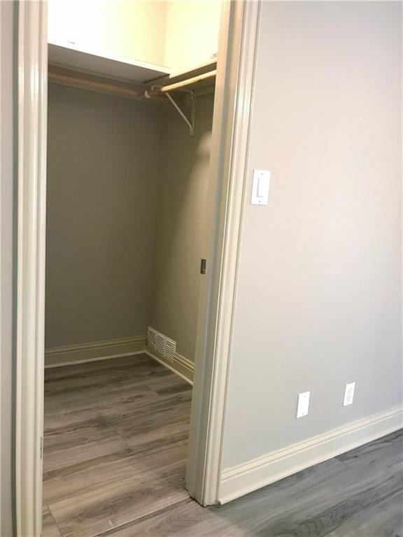 500 E Riverside Dr - Photo 7