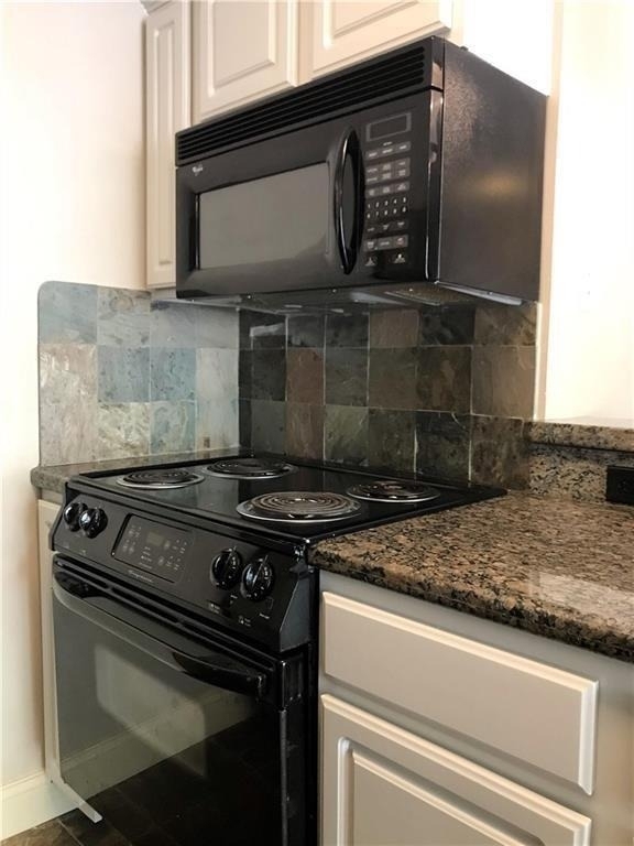 500 E Riverside Dr - Photo 4