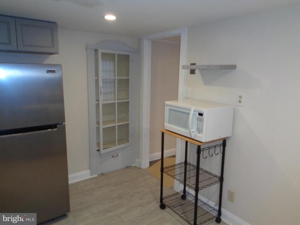2800 Linwood Avenue - Photo 5
