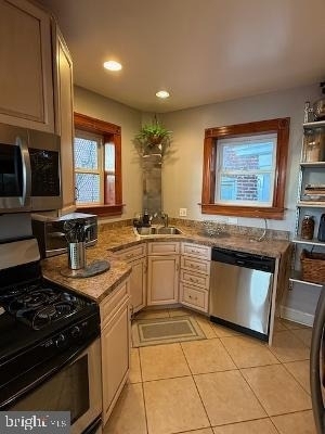 4033 Greenmount Avenue - Photo 8