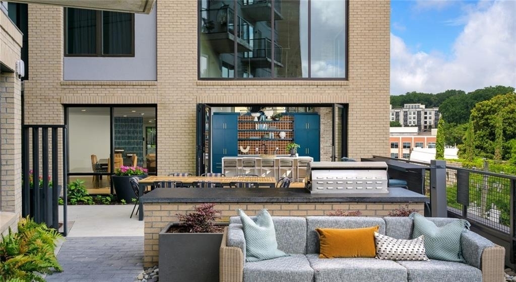400 Bishop Street Nw - Photo 4