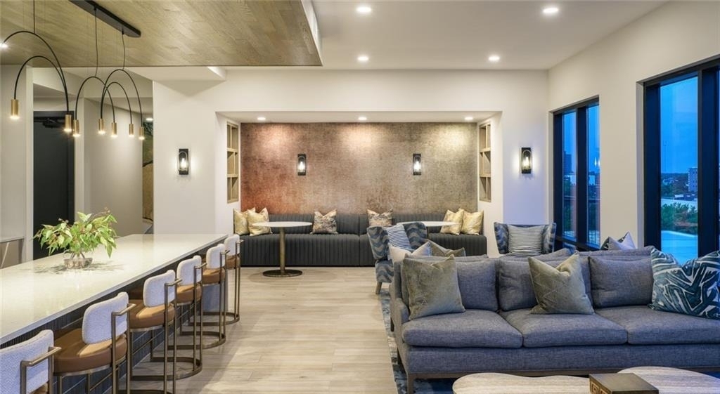 400 Bishop Street Nw - Photo 1