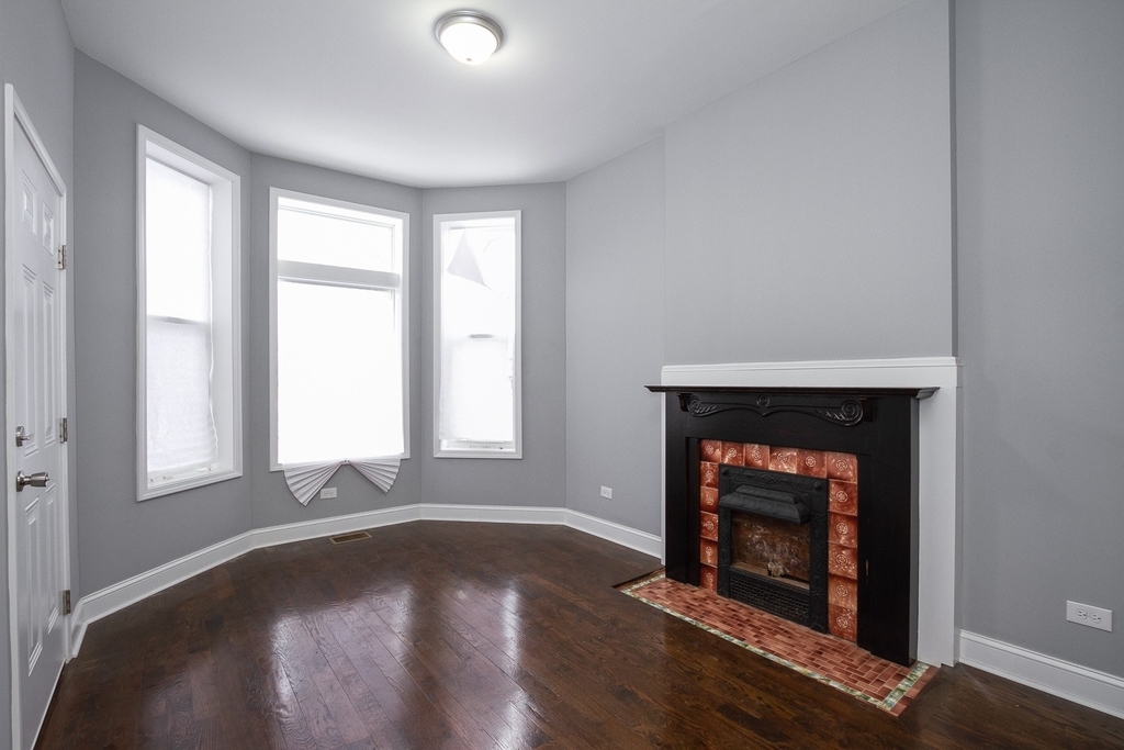 7322 S Langley Avenue - Photo 4