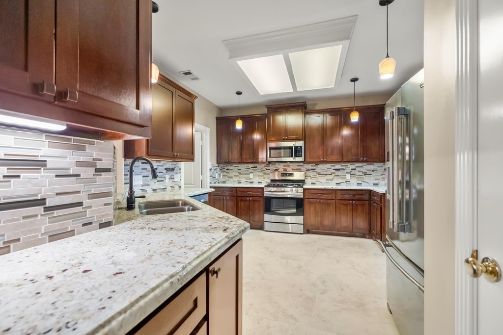 6830 Jasmine Place Street - Photo 10