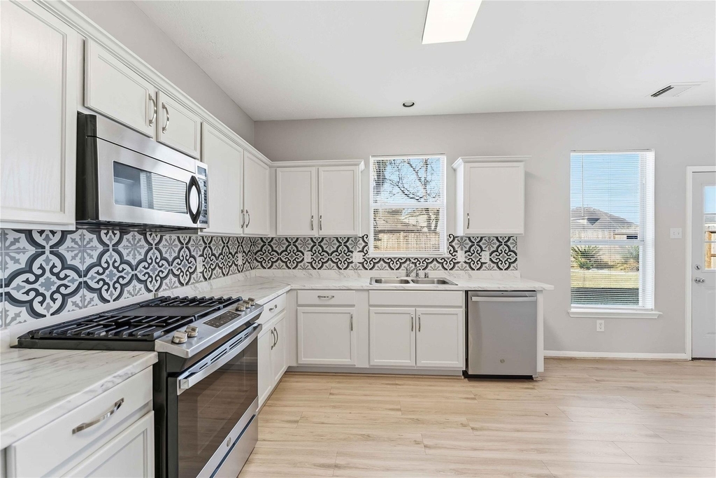 3310 Bremerton Falls Drive - Photo 7