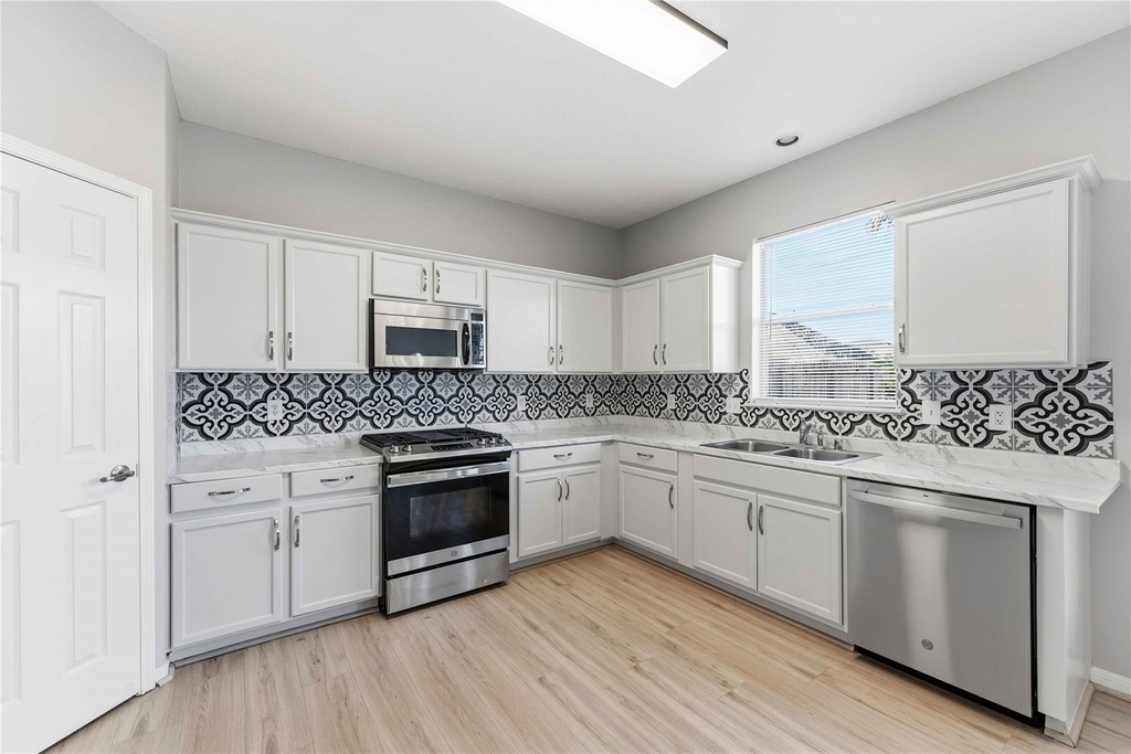 3310 Bremerton Falls Drive - Photo 8