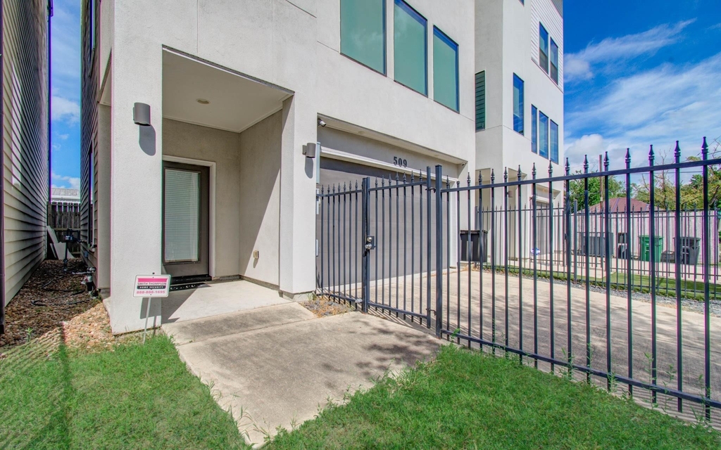 509 Gregg Street - Photo 3