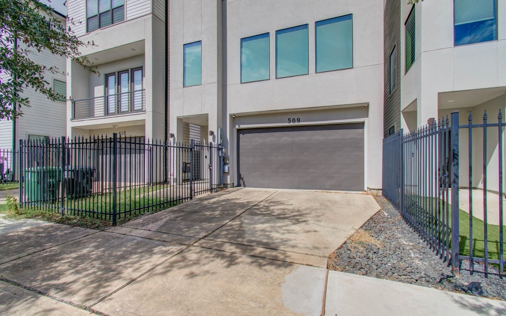 509 Gregg Street - Photo 2