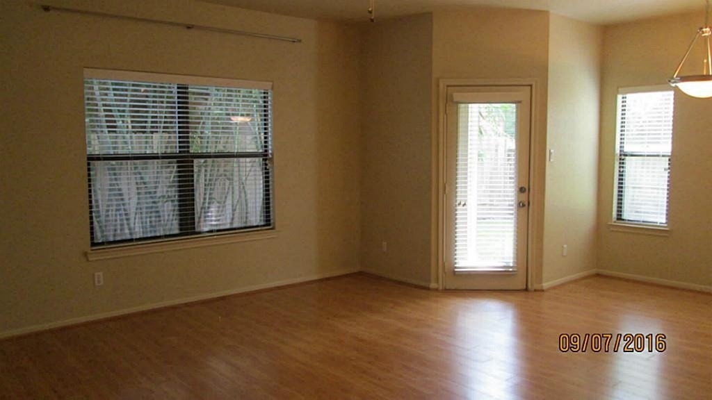 5202 Brinkman Court - Photo 7
