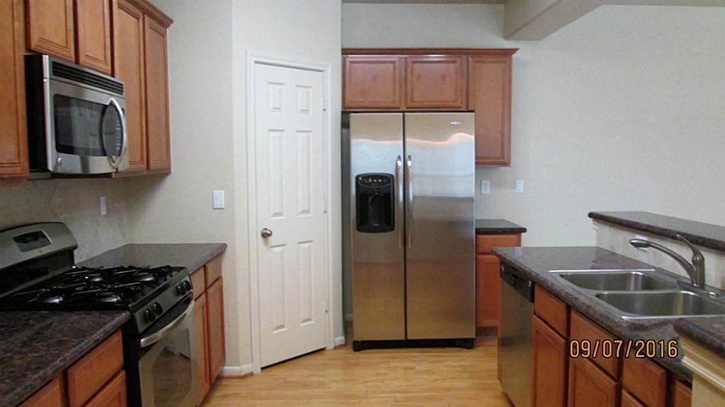 5202 Brinkman Court - Photo 4