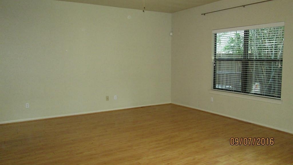 5202 Brinkman Court - Photo 8