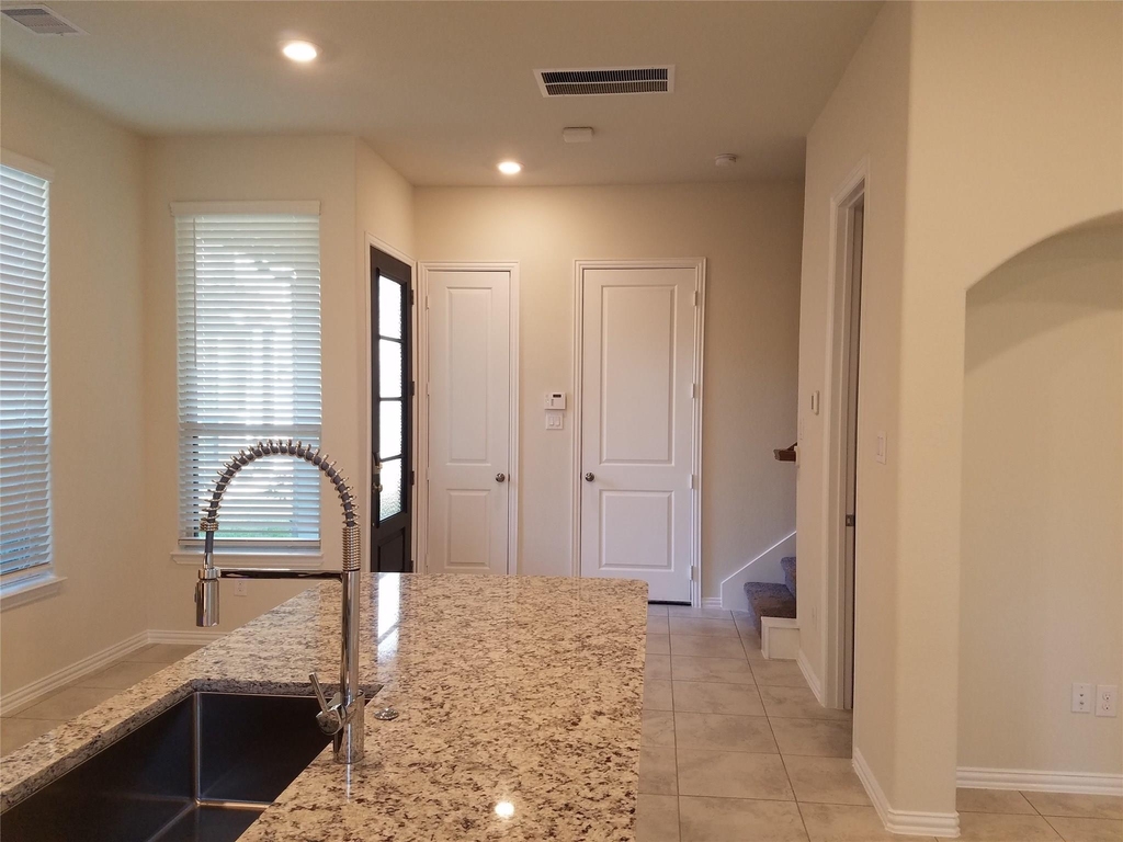 218 Moon Dance Court - Photo 4