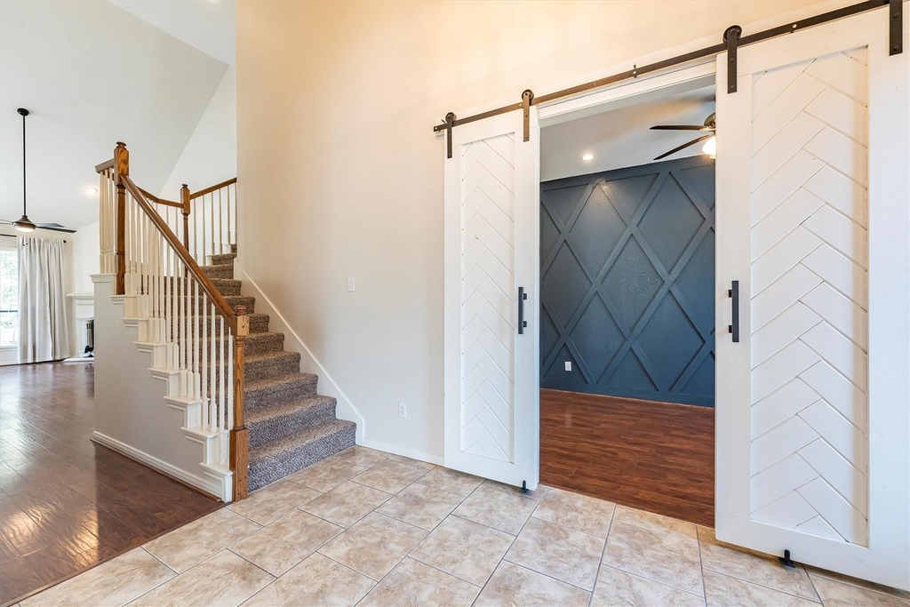 3517 Oak Landing - Photo 3