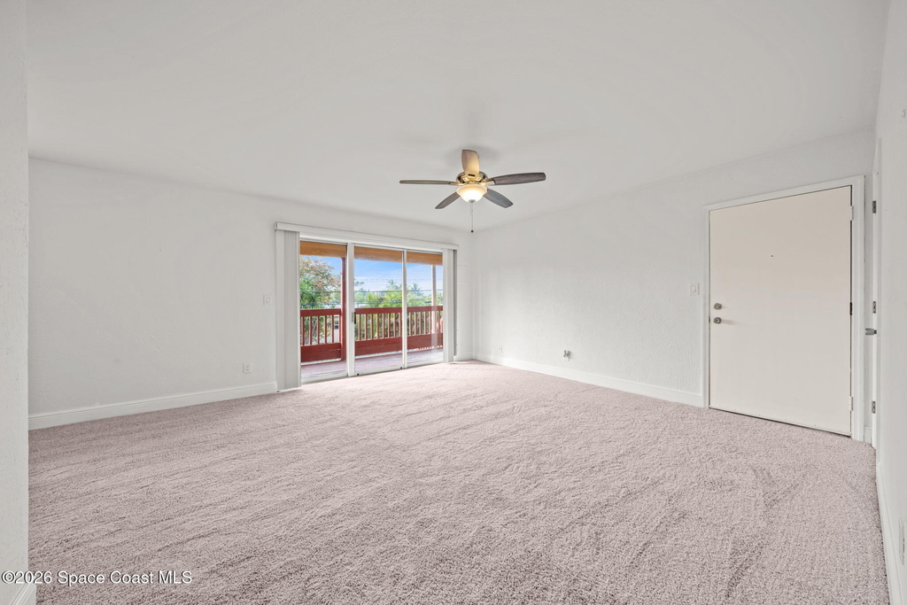 913 S Colonial Court - Photo 10