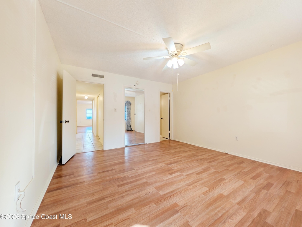 190 E Olmstead Drive - Photo 13