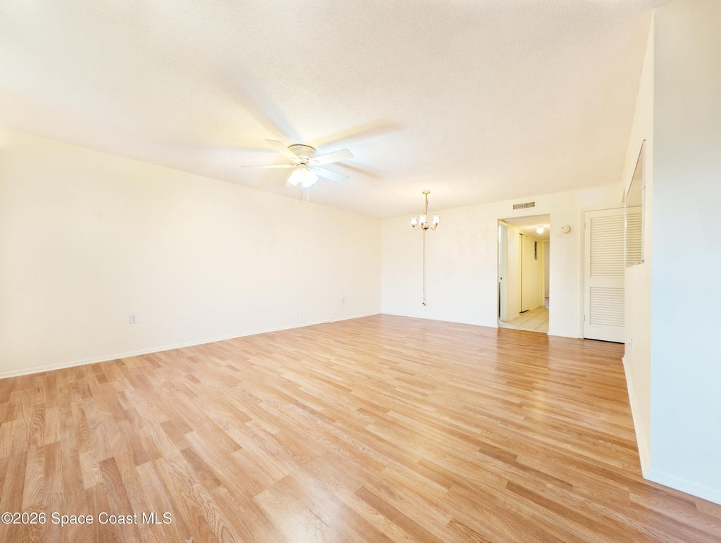 190 E Olmstead Drive - Photo 6