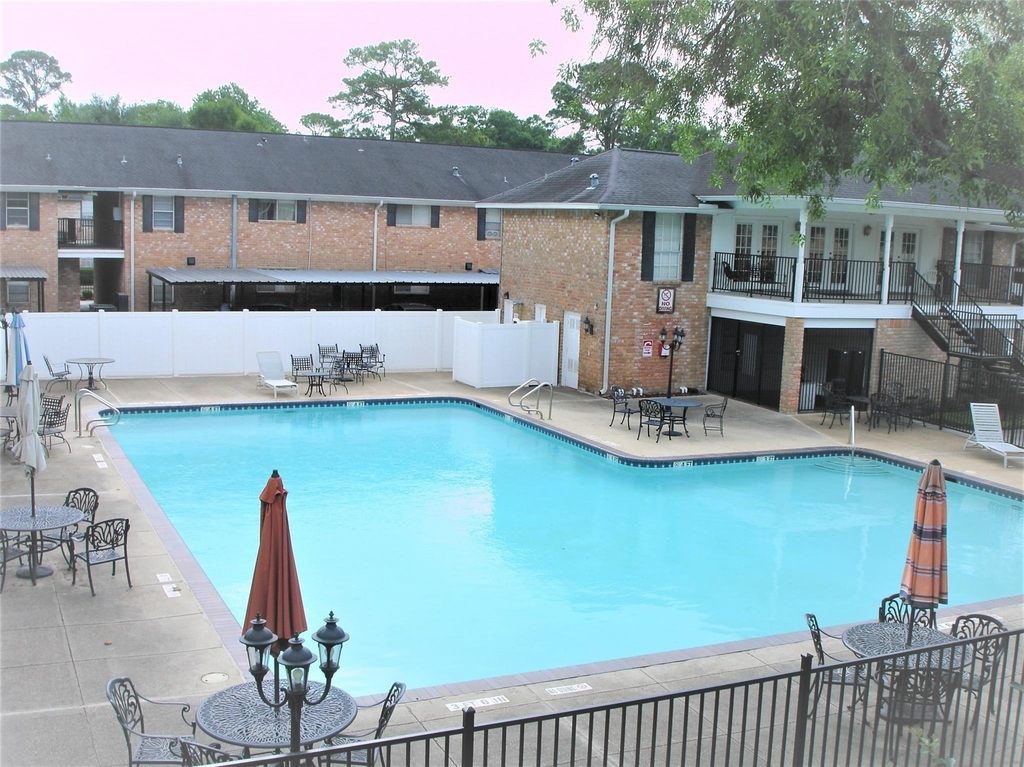 14333 Memorial Drive - Photo 18