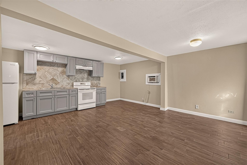 4203 Polk Street - Photo 4