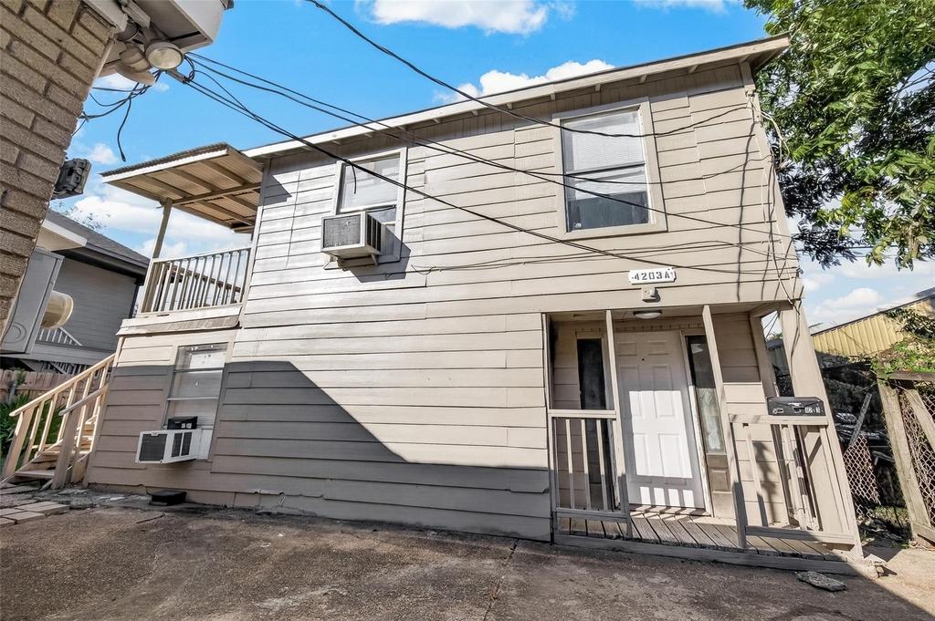 4203 Polk Street - Photo 2
