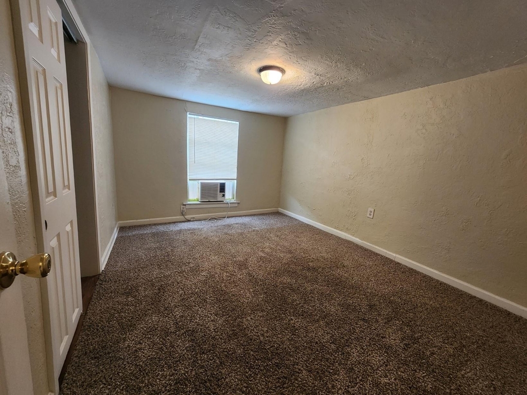 4203 Polk Street - Photo 7