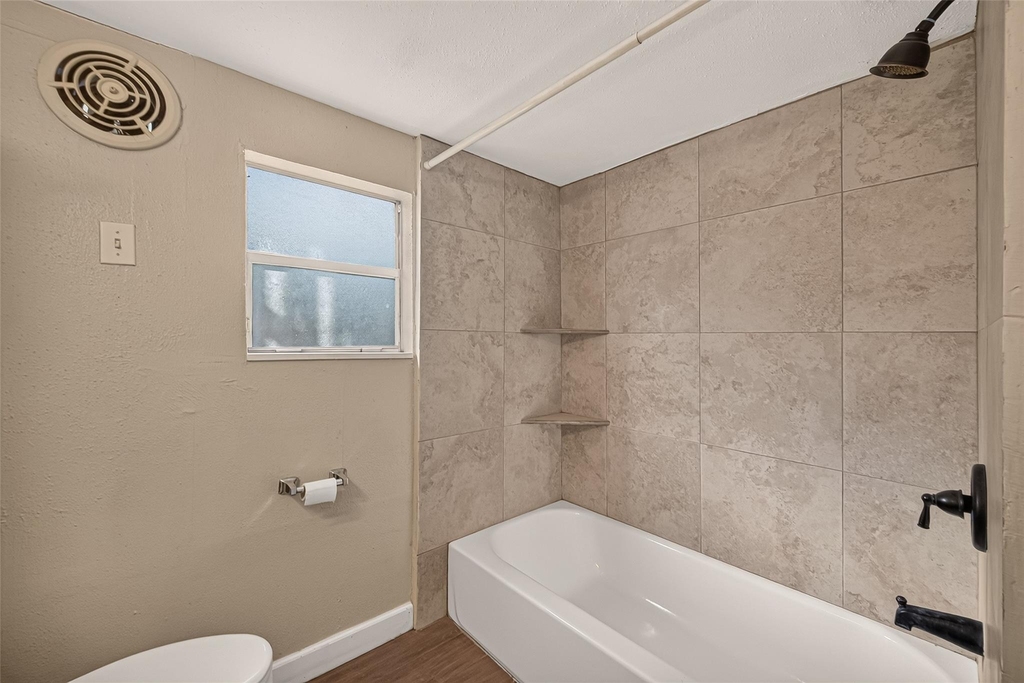 4203 Polk Street - Photo 12