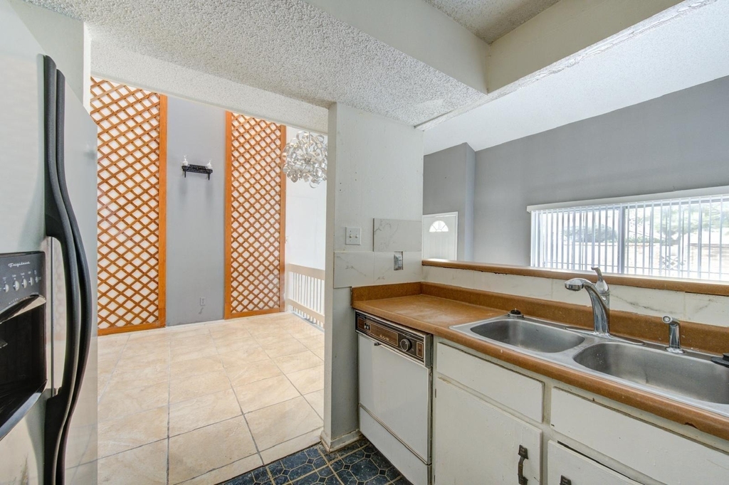 13004 Greenway Chase Court - Photo 9