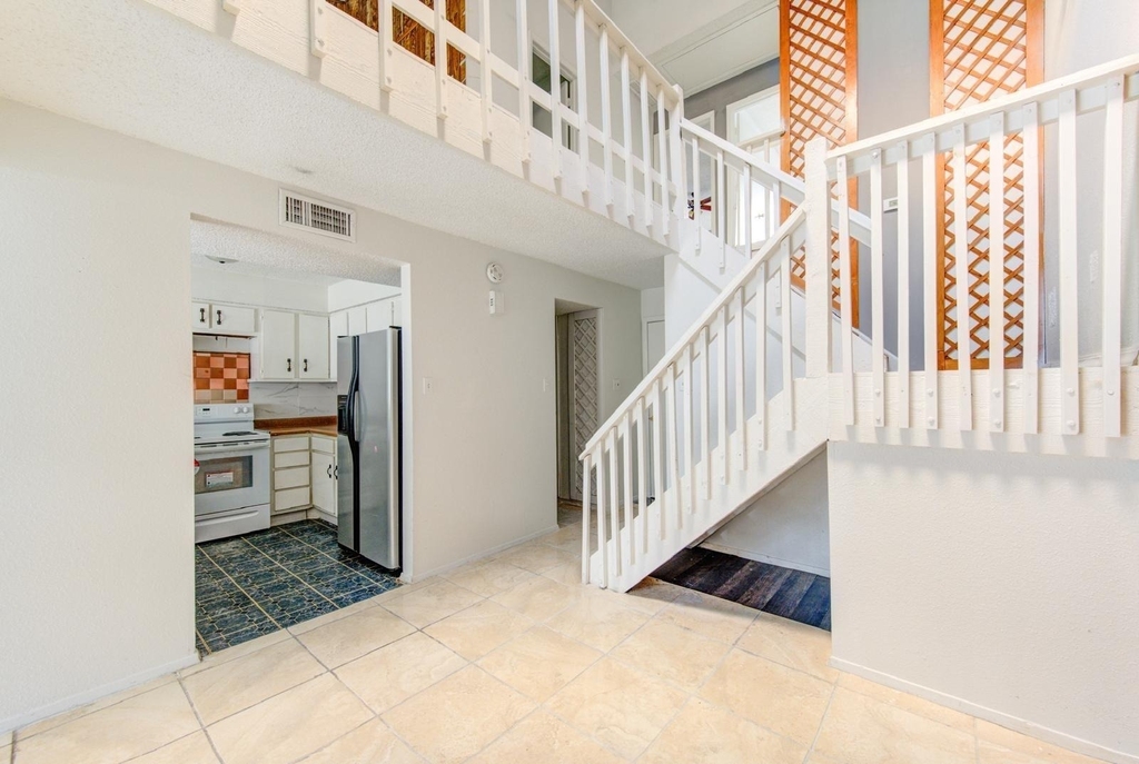 13004 Greenway Chase Court - Photo 4