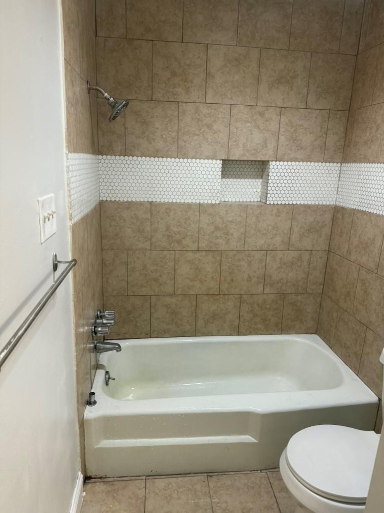 9507 Braeburn Glen Boulevard - Photo 10