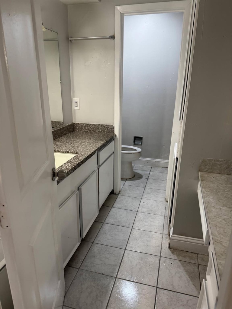 9507 Braeburn Glen Boulevard - Photo 3
