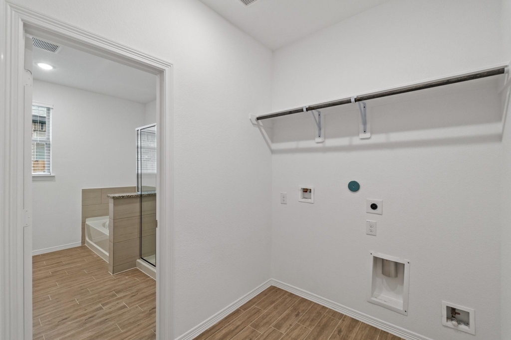 23018 Forebear Drive - Photo 16