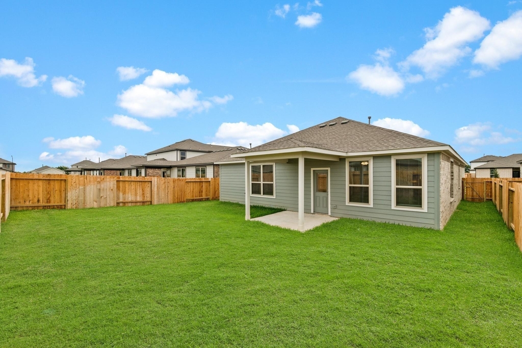 23018 Forebear Drive - Photo 22