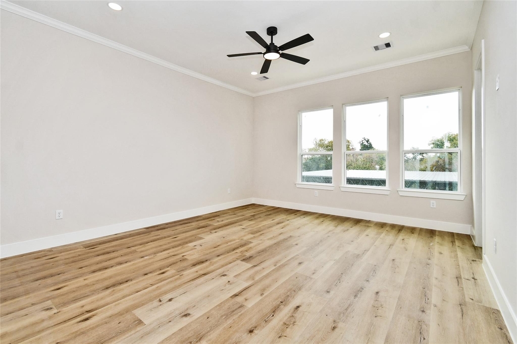 3231 Tuam Street - Photo 14