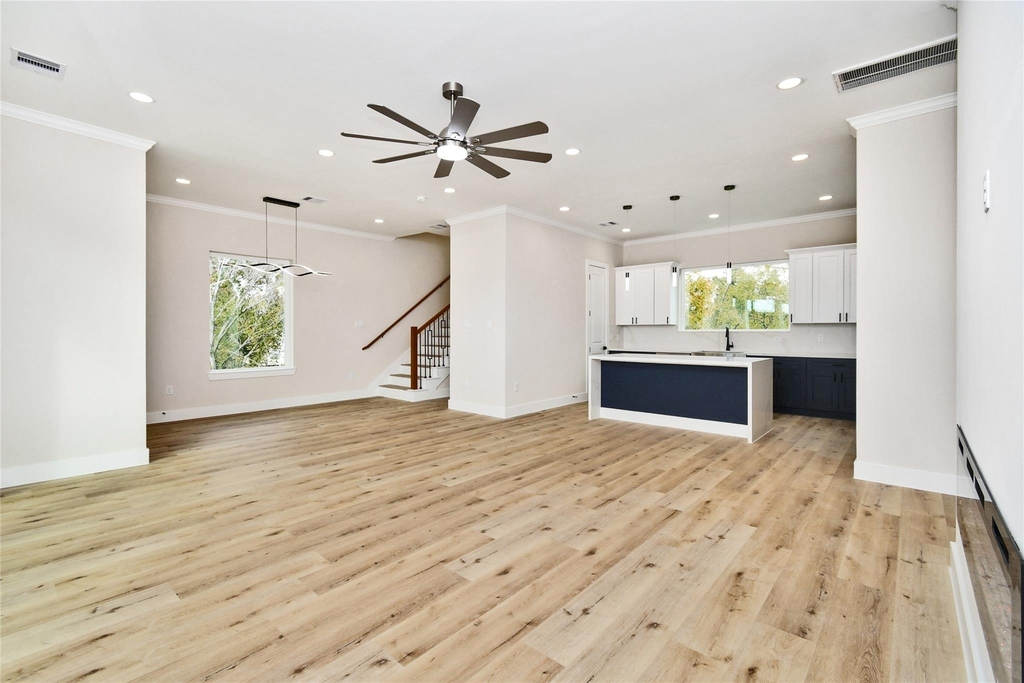 3231 Tuam Street - Photo 12