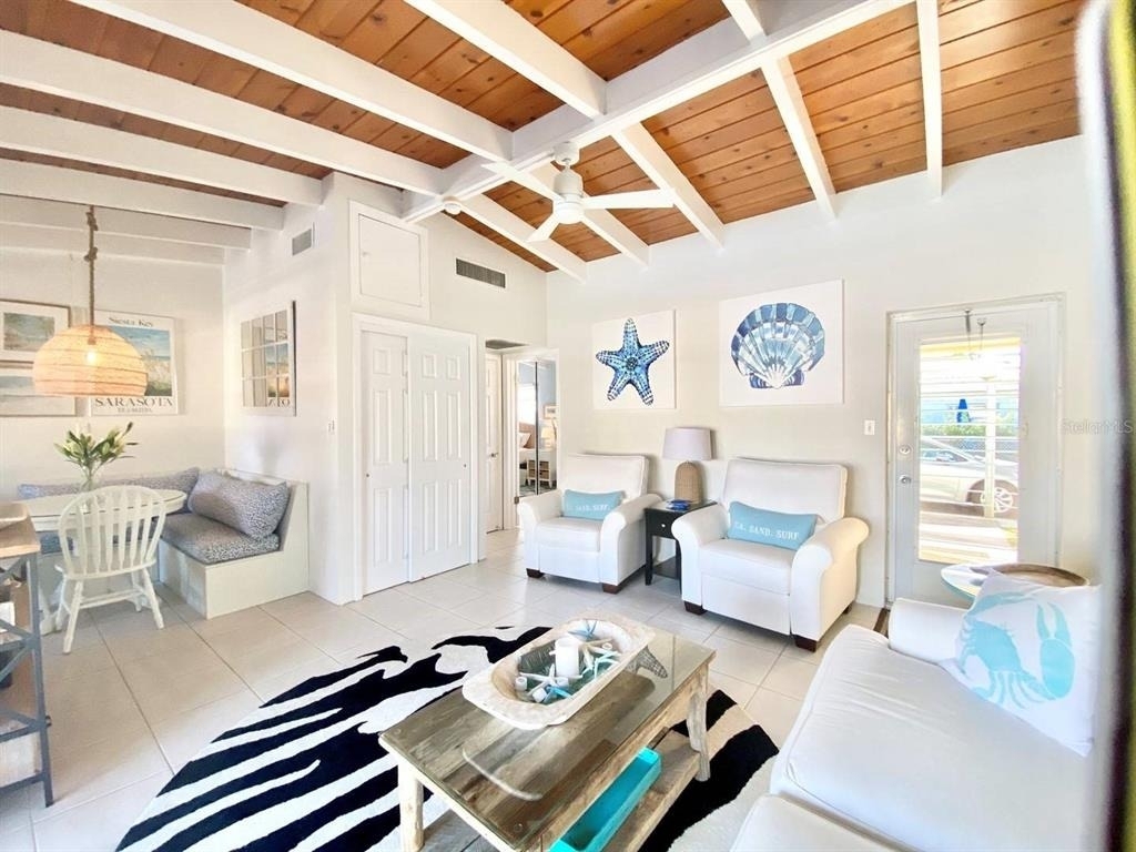 6006 Midnight Pass Road - Photo 1