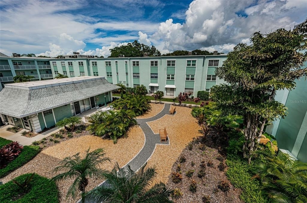 1706 Belleair Forest Drive - Photo 28