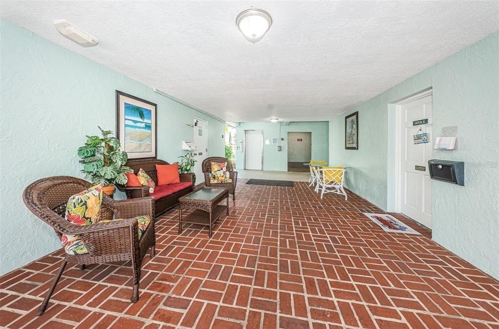 1706 Belleair Forest Drive - Photo 0