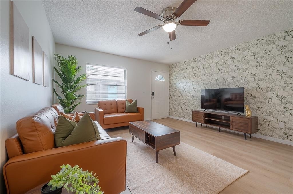 6908 S Macdill Avenue - Photo 2