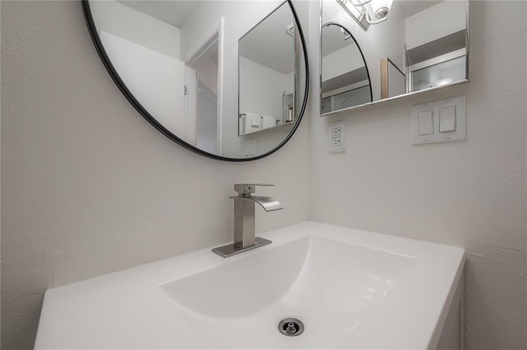 6908 S Macdill Avenue - Photo 16