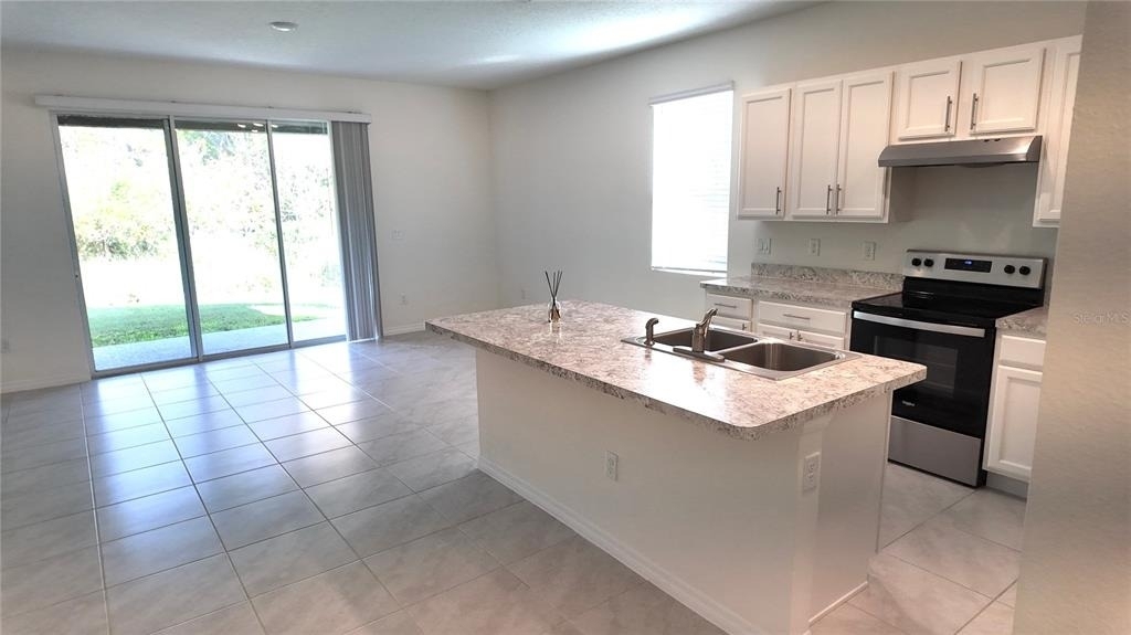 1241 Yellow Finch Drive - Photo 3