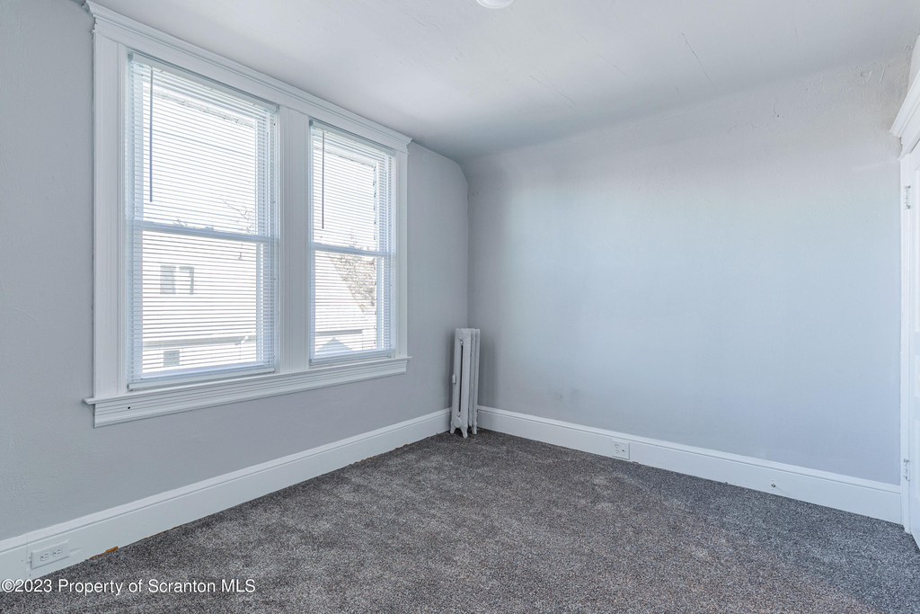 802 Quincy Avenue - Photo 14