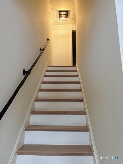 7 Spring Street - Photo 6