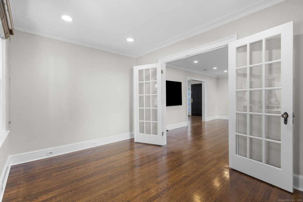 447 Reef Road - Photo 7