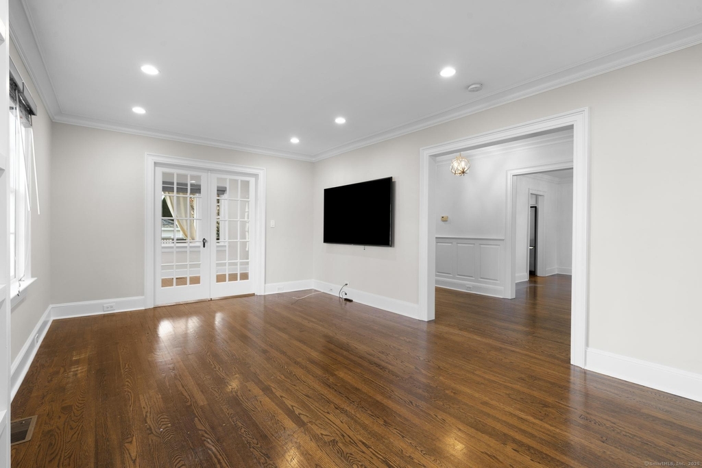 447 Reef Road - Photo 5
