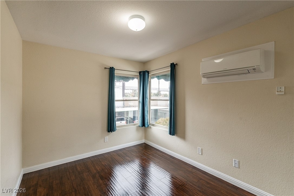 450 Elm Drive - Photo 18