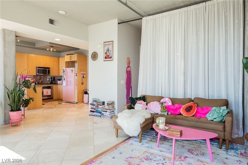353 E Bonneville Avenue - Photo 13