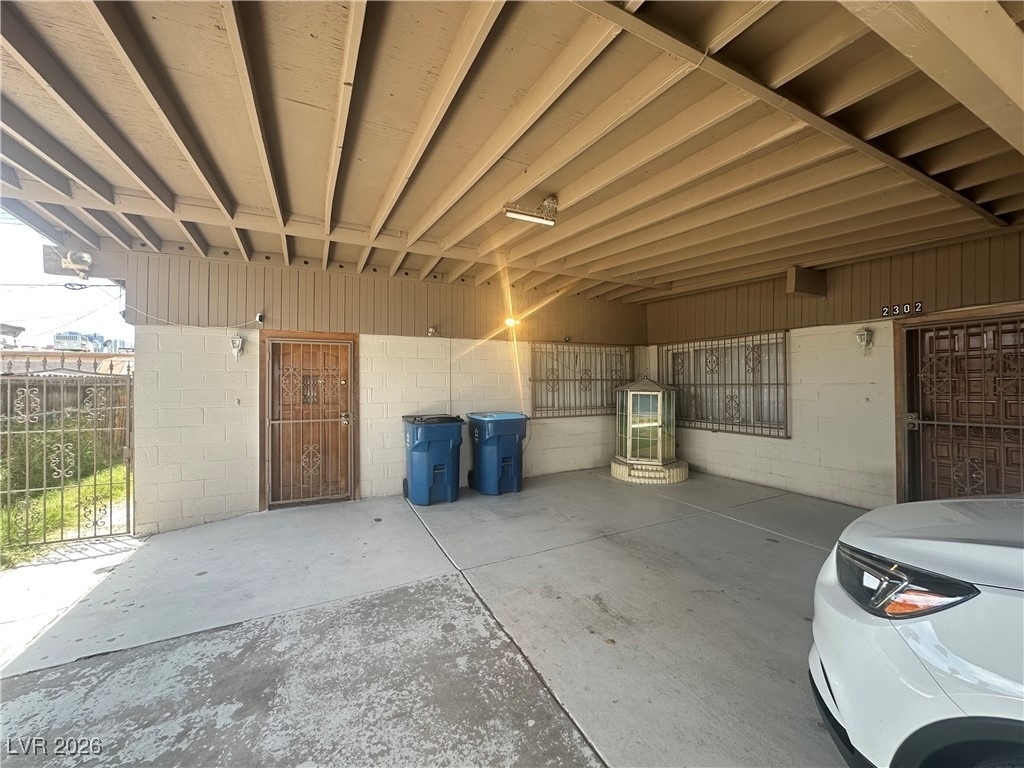 2300 Pardee Place - Photo 2