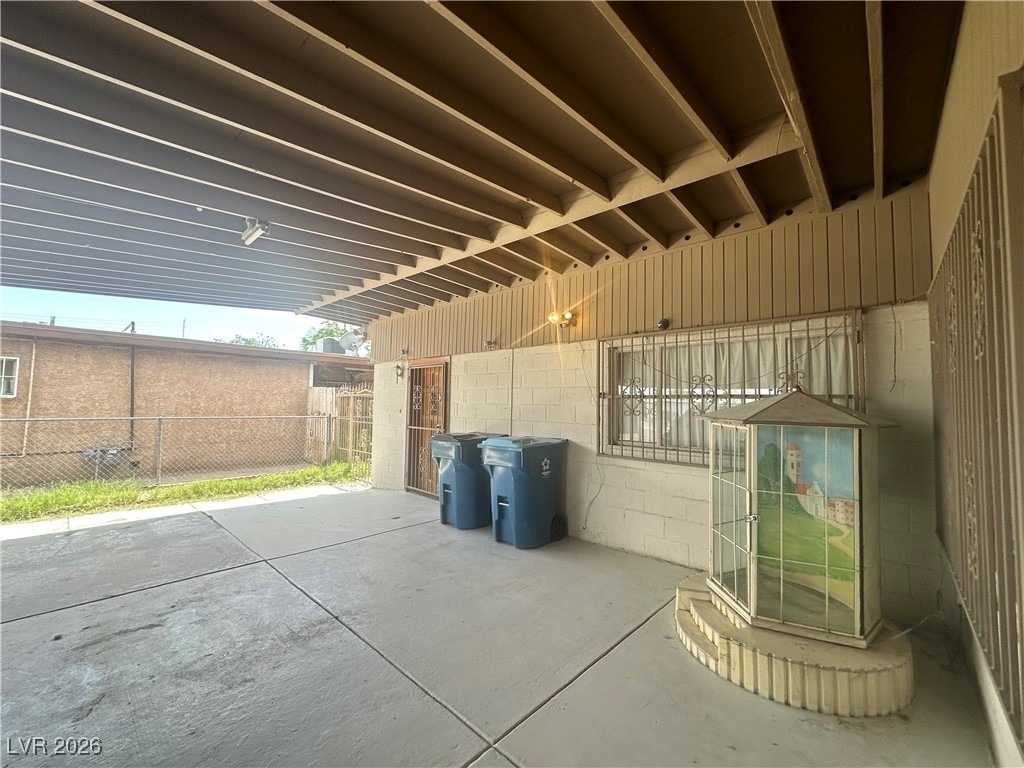 2300 Pardee Place - Photo 3